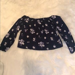 Off the shoulder American eagle shirt